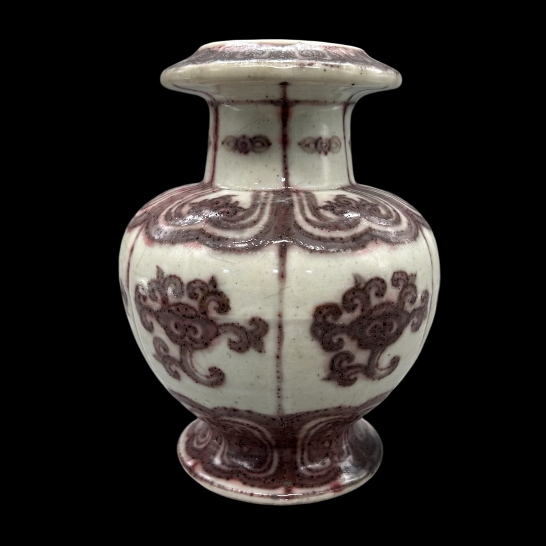 An Exquisite Underglaze-Red Ganoderma lucidum Pattern Vase - 2