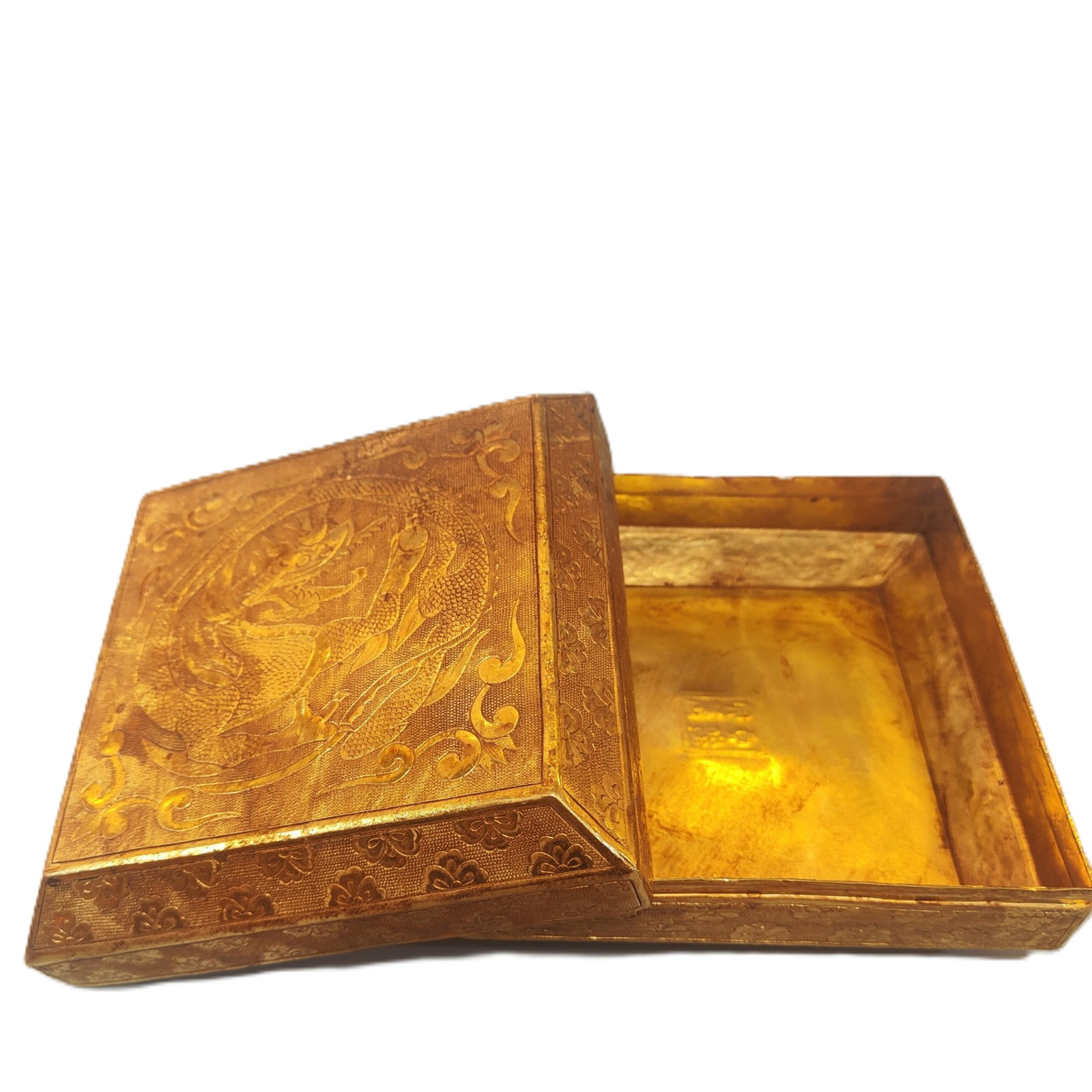 An Exquisite Gilt Bronze Dragon Pattern Box - 2