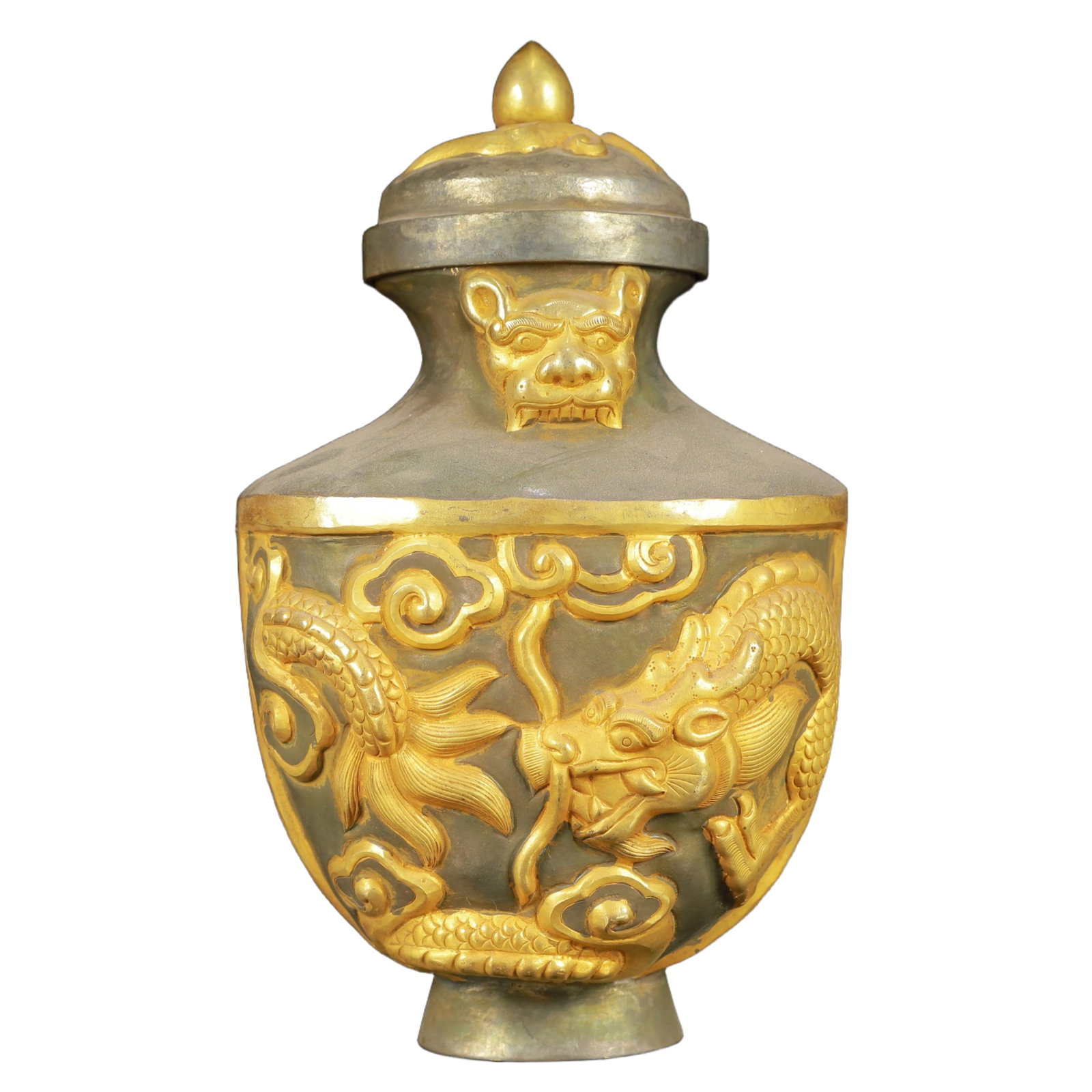 An Exquisite Gilt Silver Dragon Pattern Beast-Ears Cover Jar: An Exquisite Gilt Silver Dragon Pattern Beast-Ears Cover Jar,Tang Dynasty,China,Zhenguan Four-Character Mark,Size:5.1inx4.7inx8.7in,Weight:500g 银鎏金龙纹兽耳