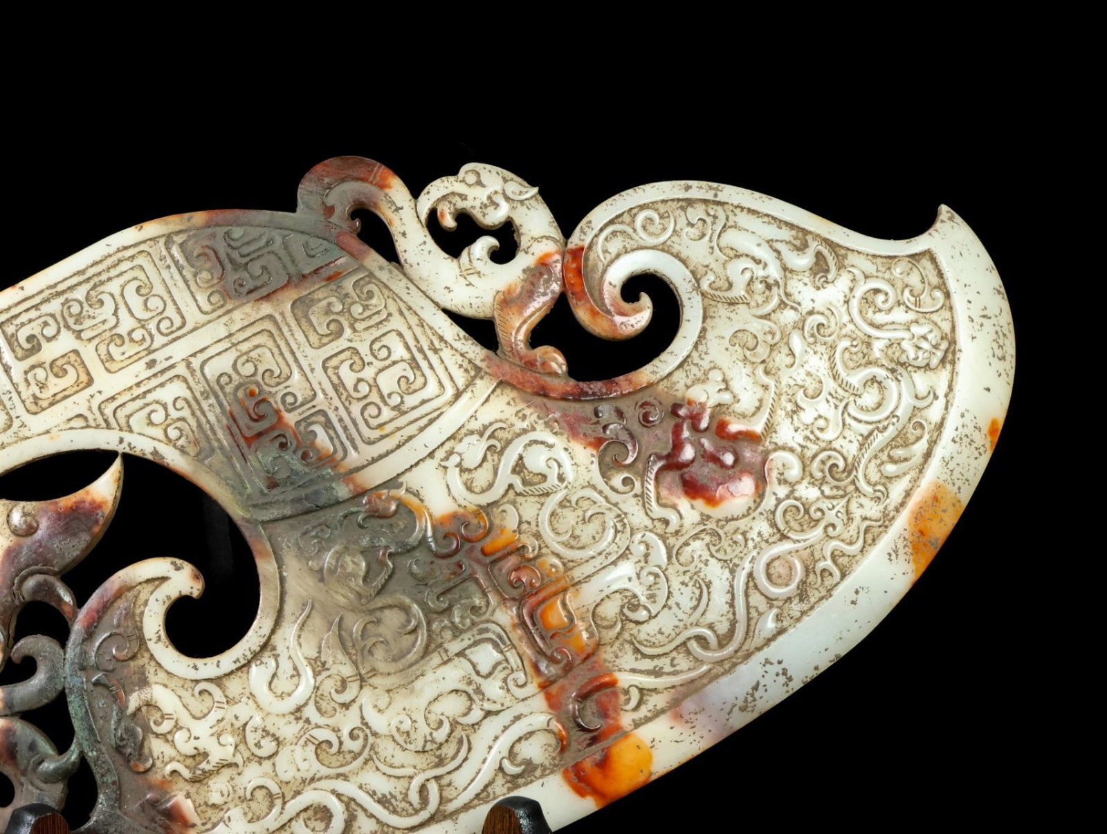 An Exquisite White Jade Chi-Dragon Pattern Sword - 2