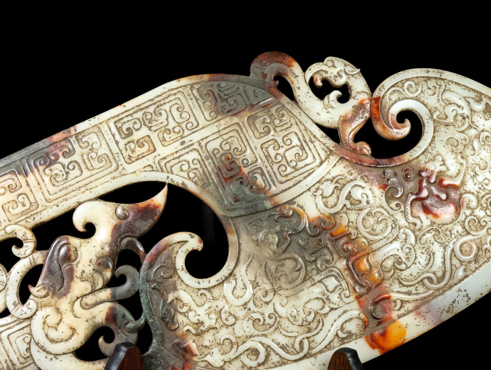 An Exquisite White Jade Chi-Dragon Pattern Sword - 4