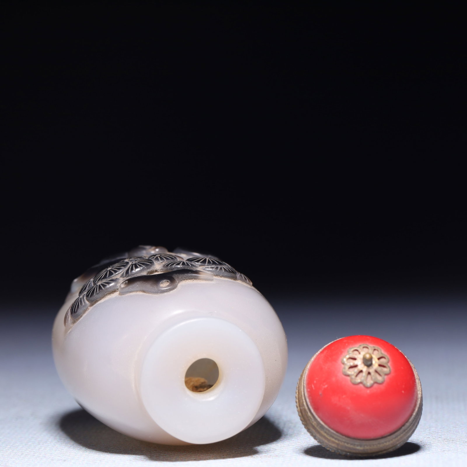 An Exquisite Agate Horse Pattern Snuff Bottle - 7