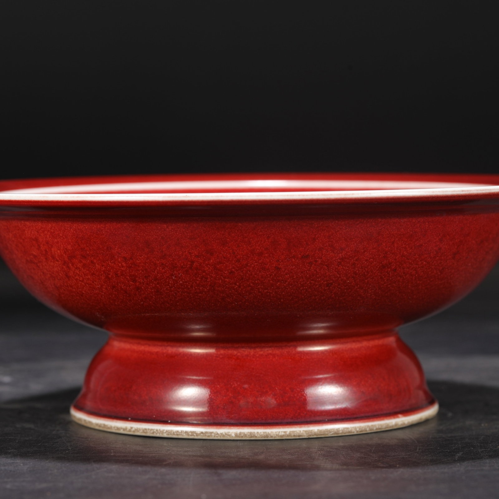 An Exquisite Ruby red-Glazed Plate - 9