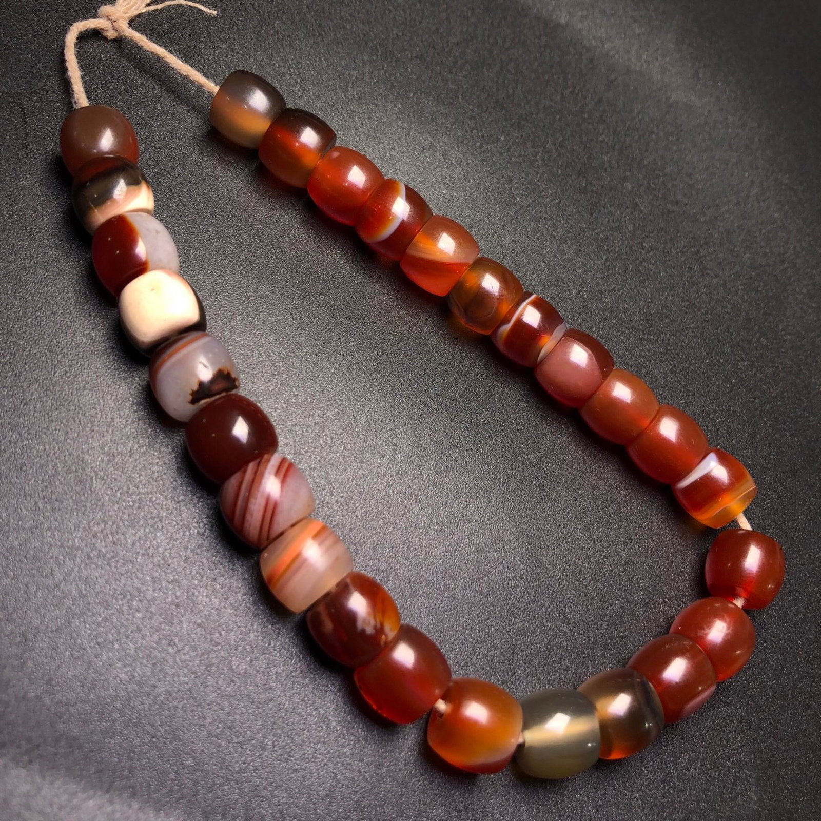A Precious Agate Bracelets - 7