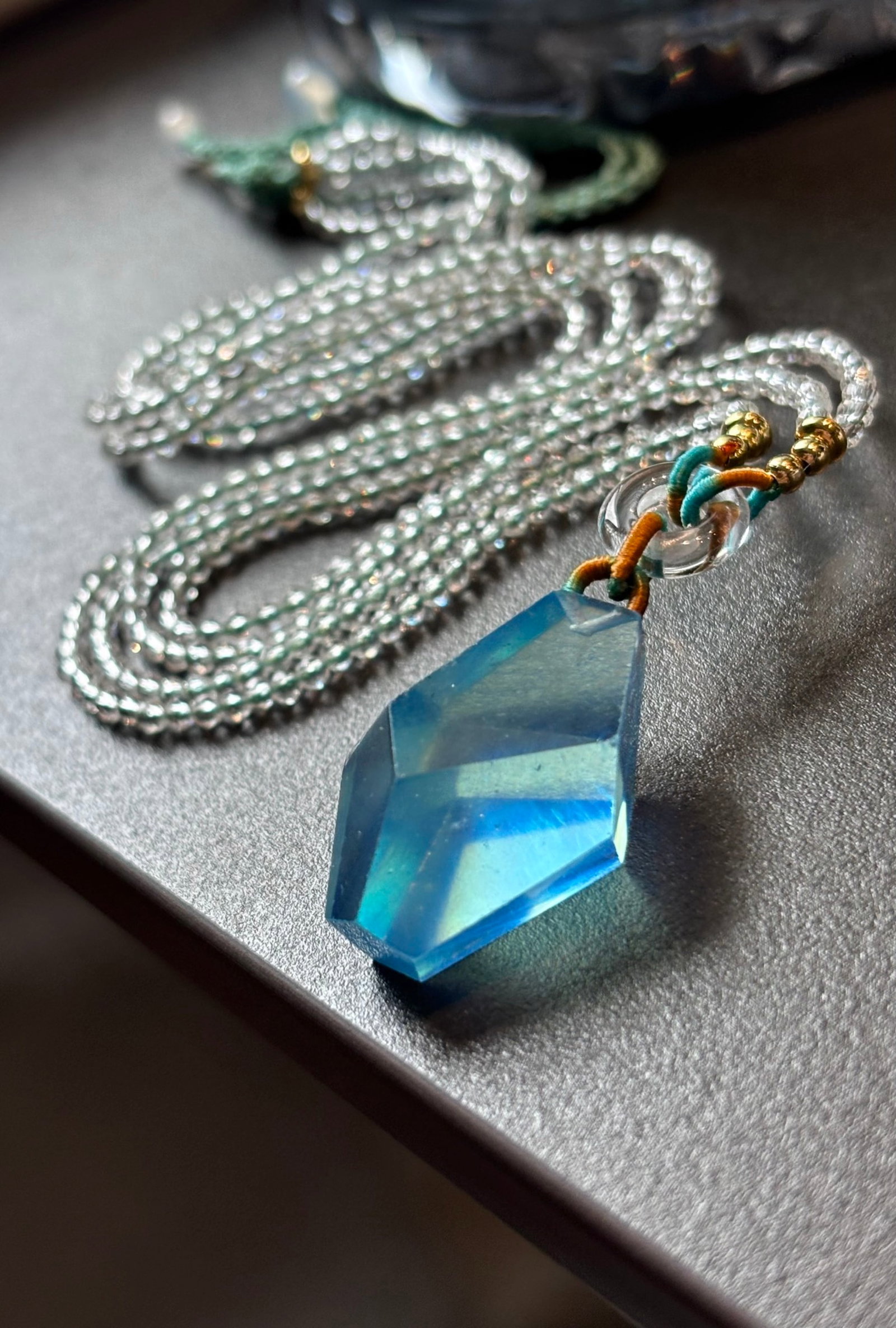 An Exquisite Aquamarine Necklace: An Exquisite Aquamarine Necklace,Size:1inx0.7in,Weight:12.9g 海蓝宝项链