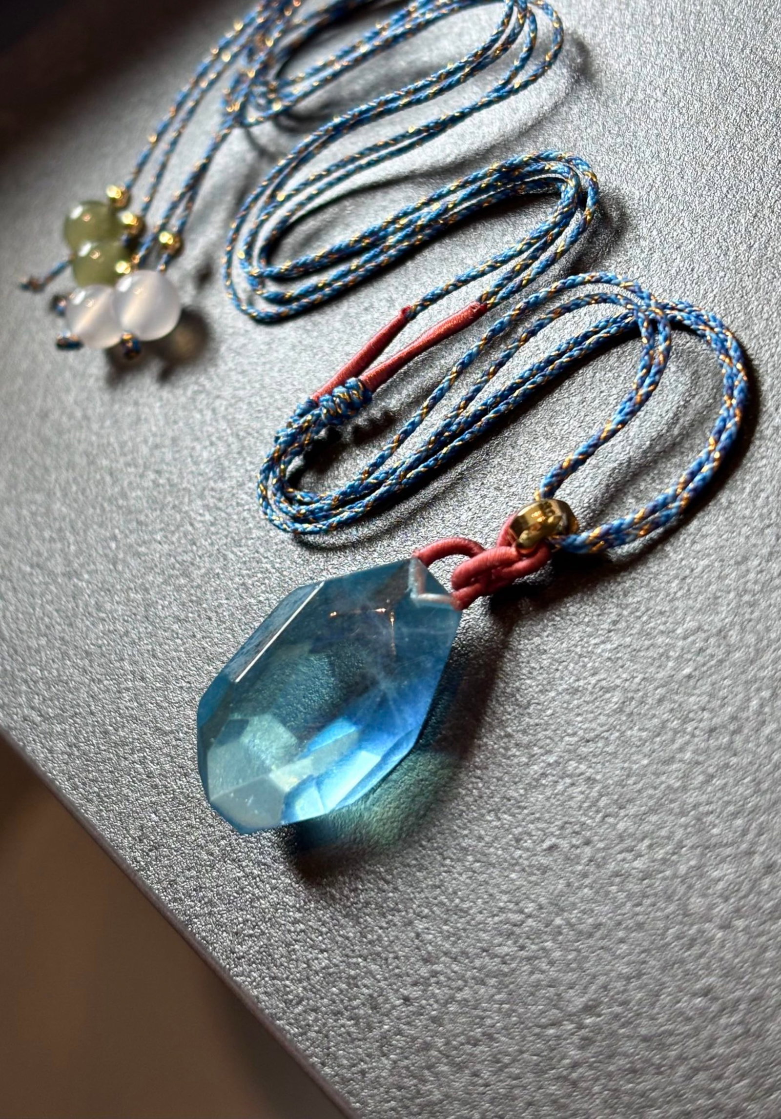 An Exquisite Aquamarine Necklace