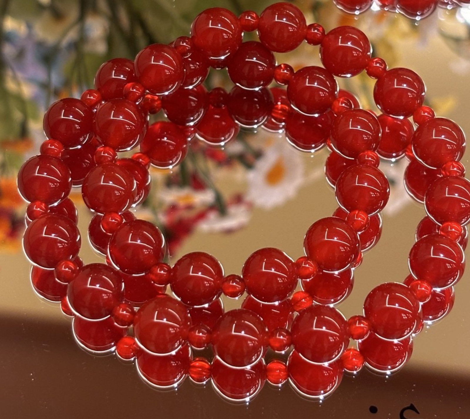 An Exquisite Agate Bracelet (1 of 1)