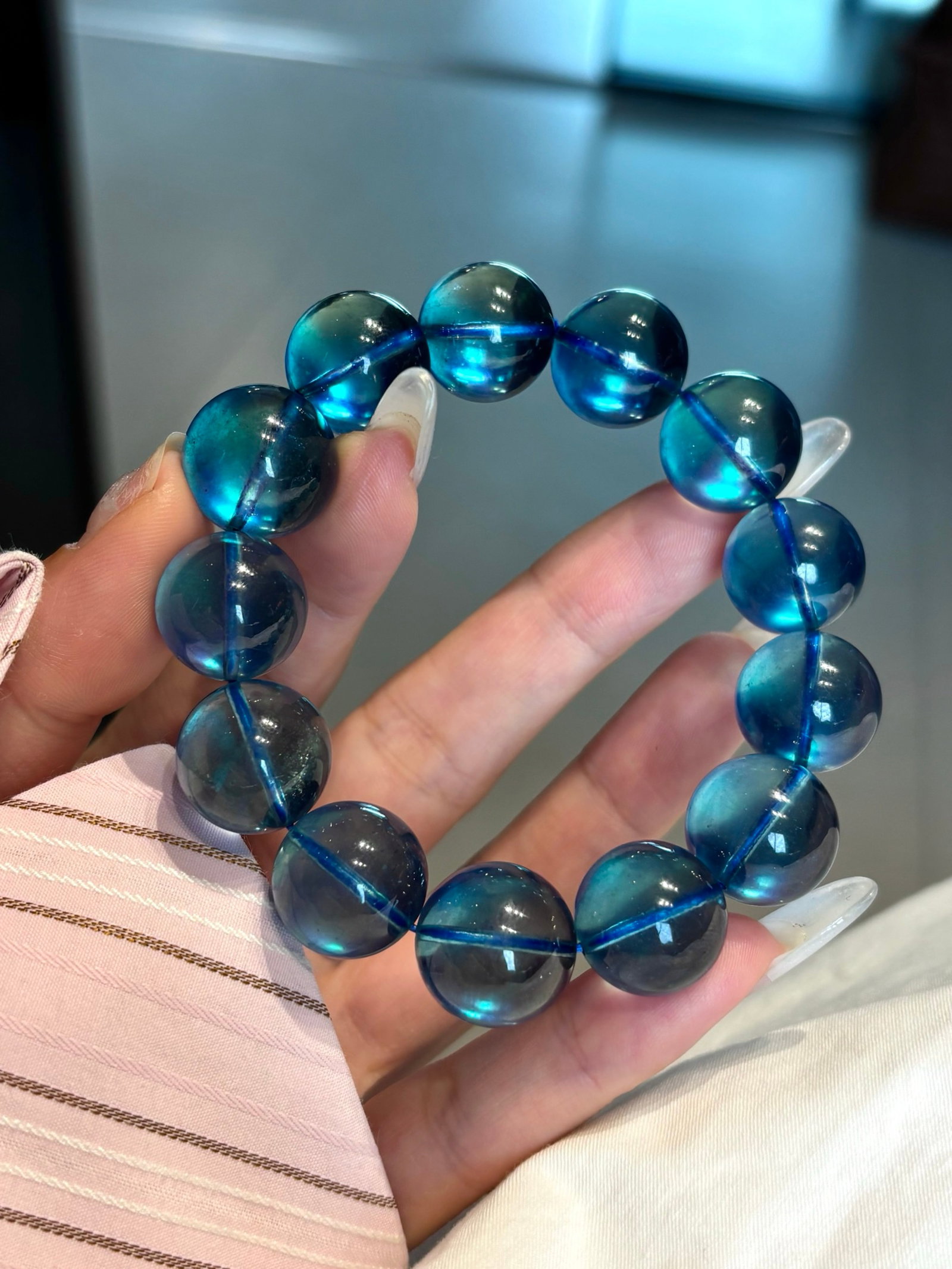 An Exquisite Aquamarine Bracelet