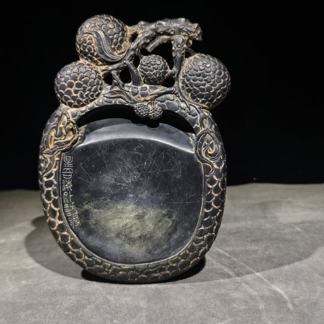 An Exquisite Litchi Pattern Inkstone - 2