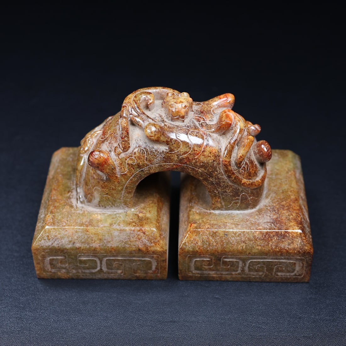 An Exquisite White Jade Dragon Pattern Seal - 2