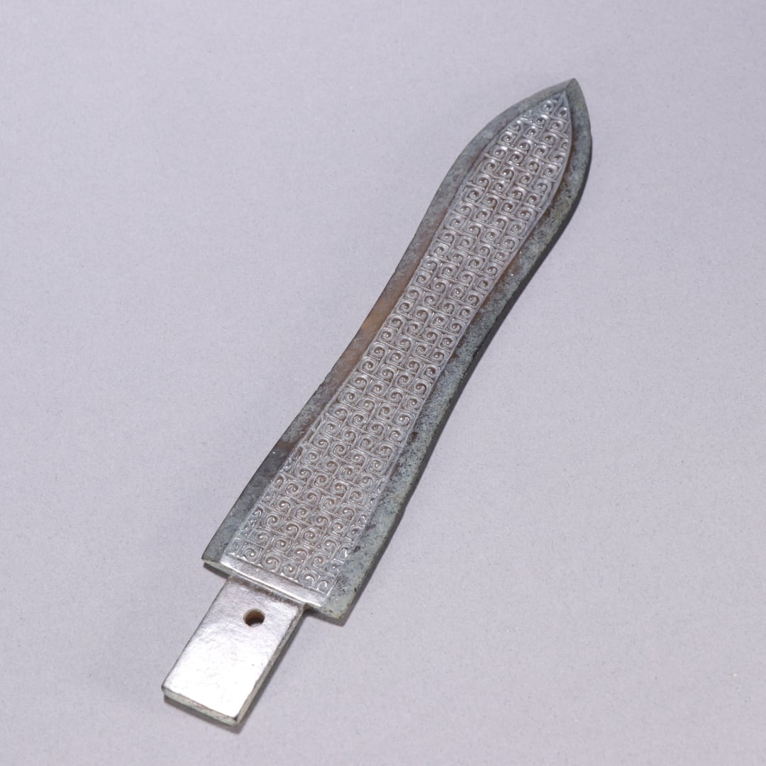 An Exquisite White Jade Grain Pattern Sword - 2