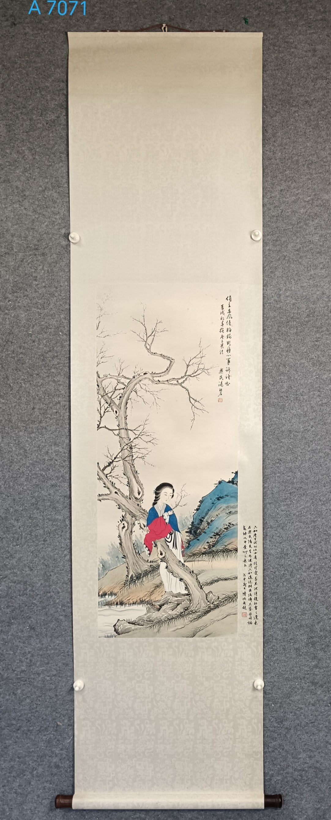 A Chinese Vertical Scroll Ink Painting of Landscape and Figure on Paper: A Chinese Vertical Scroll Ink Painting of Landscape and Figure on Paper,Tang luming,Size:(Without frame)15.7inx39.8in,一幅中国水墨山水人物&#