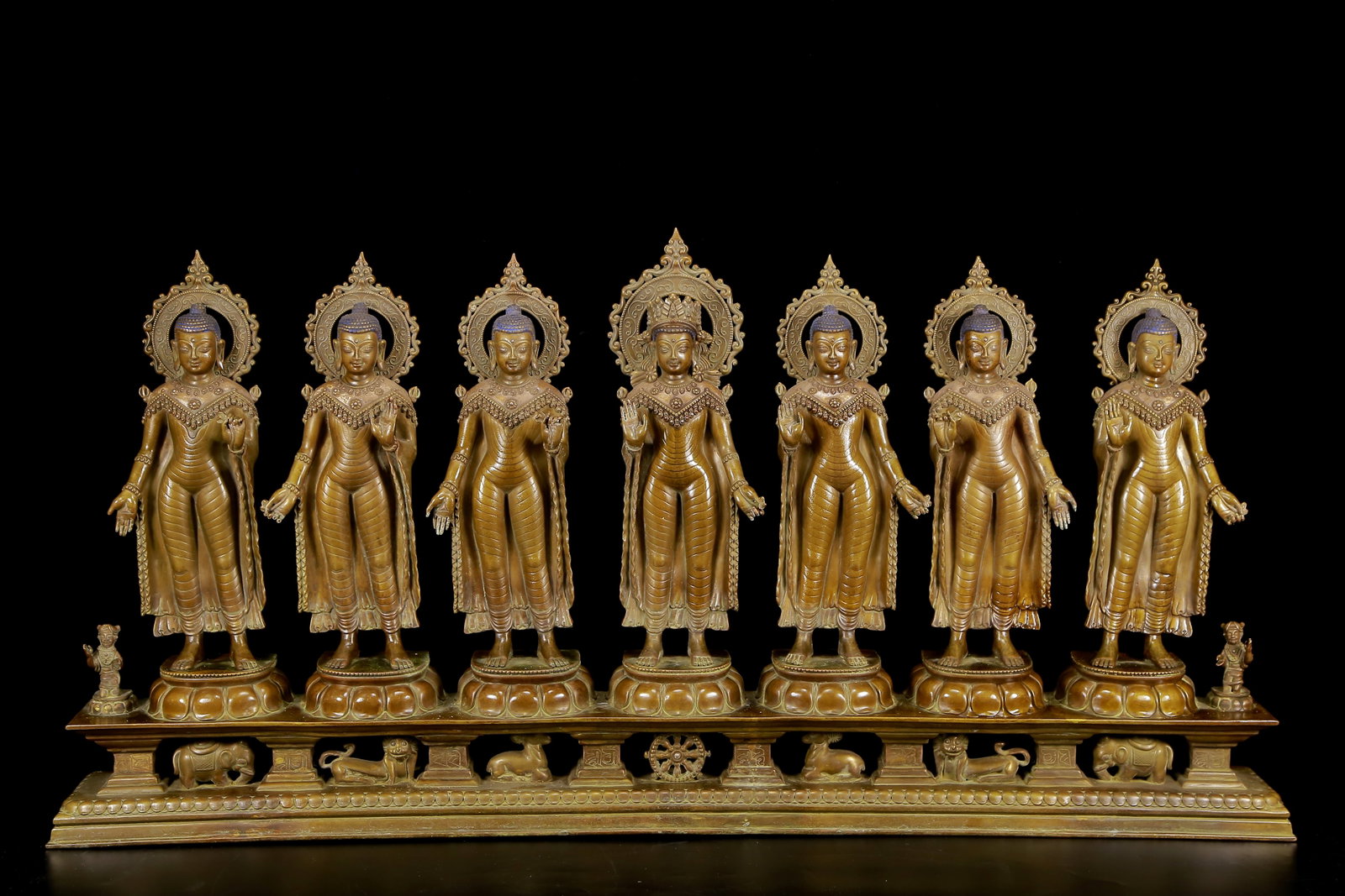 A Set of Solemn Alloy Copper Statue of Sakyamuni: A Set of Solemn Alloy Copper Statue of Sakyamuni,Ming Dynasty,China,Size:43.3inx4.7inx21.3in 一组合金铜释迦摩尼像,中国明&#