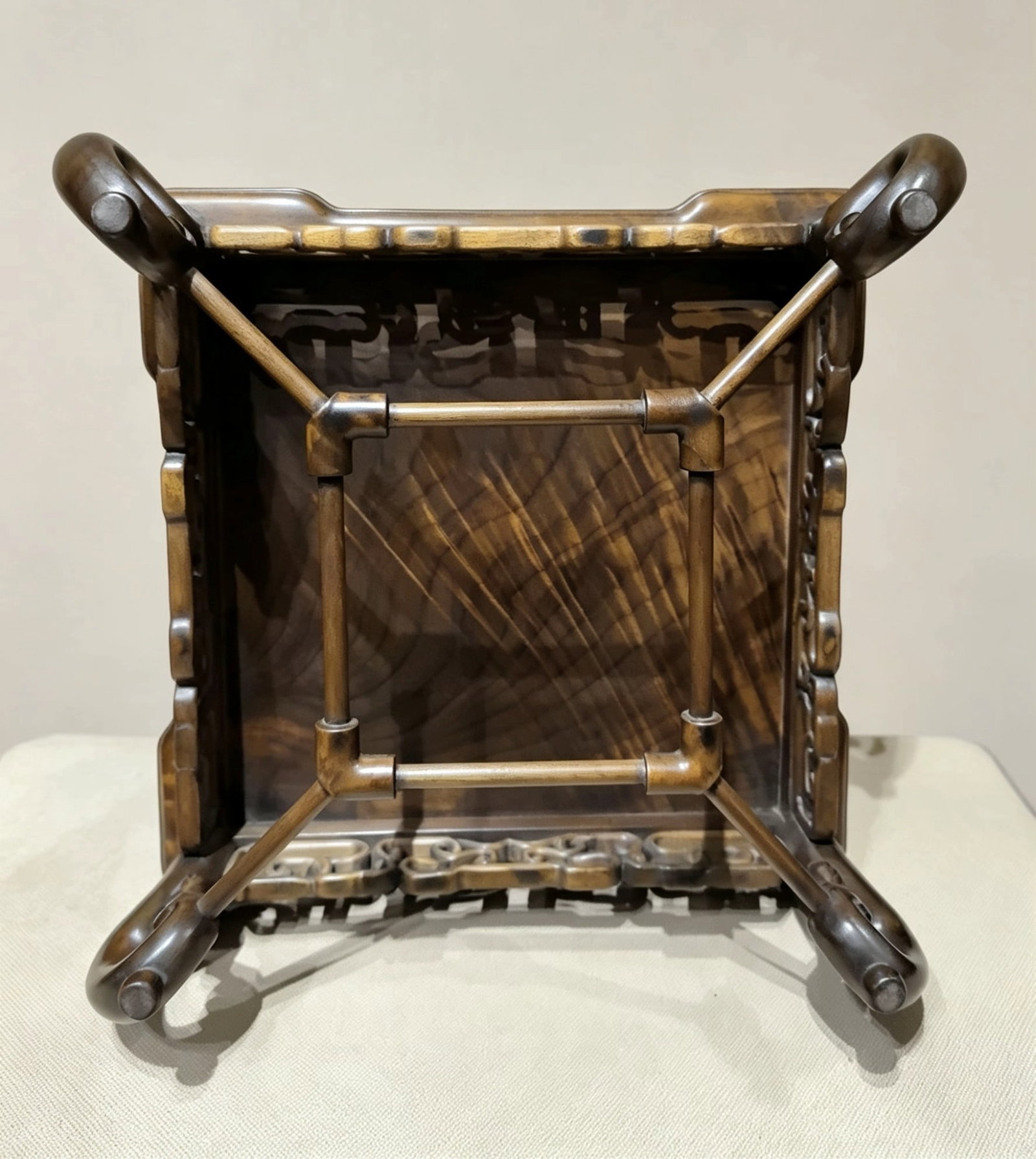 An Exquisite Golden Phoebe Table - 3
