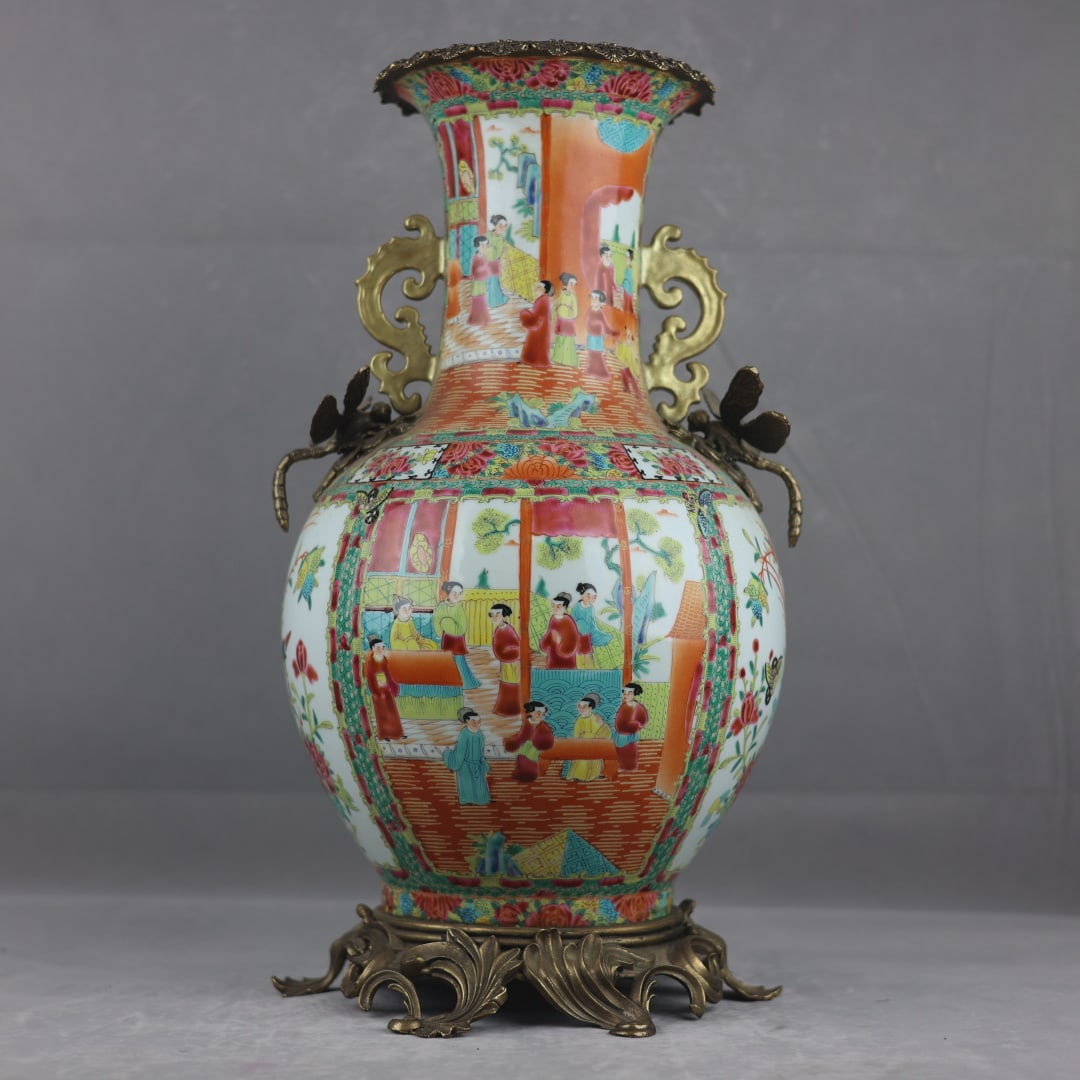 An Exquisite Wucai Inlaid Gilt Bronze Character and Story Pattern Double-Ears Vase: An Exquisite Wucai Inlaid Gilt Bronze Character and Story Pattern Double-Ears VaseQing Dynasty,China,五彩镶铜鎏金人物故事纹双