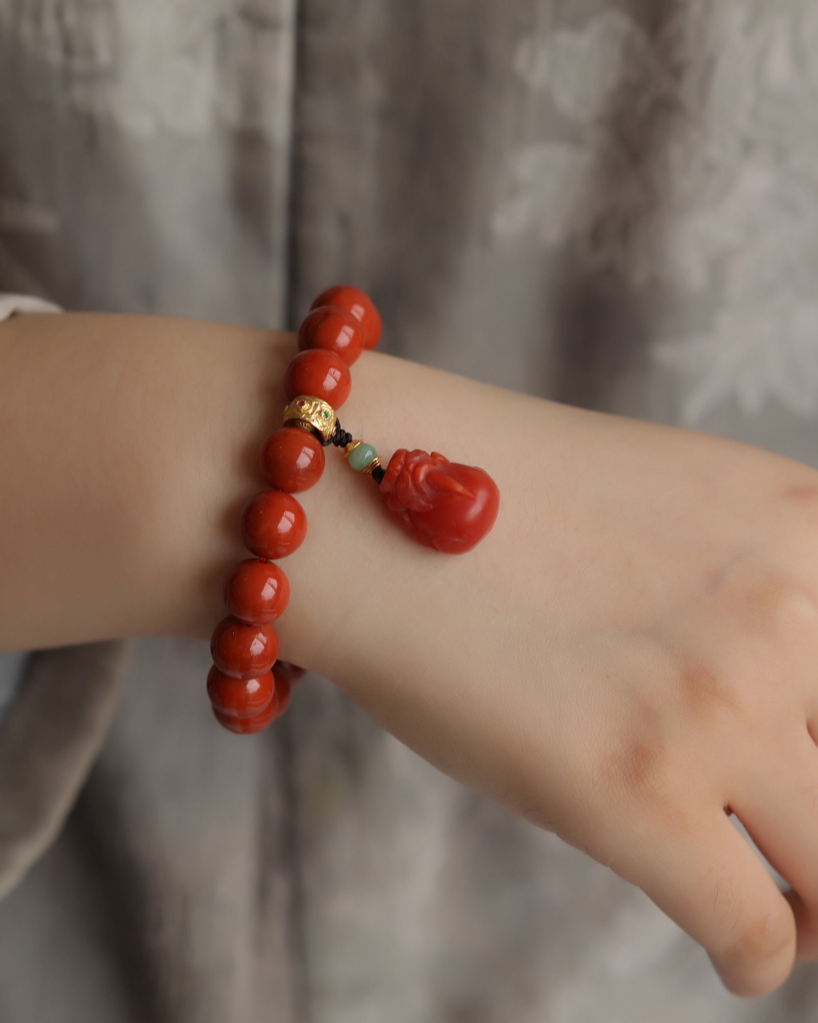 An Exquisite Agate Bracelets - 7