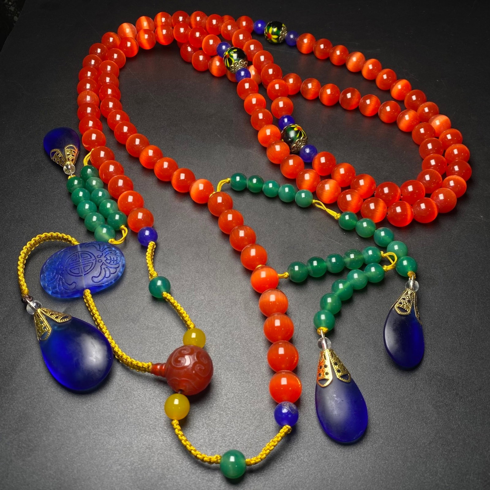 An Exquisite Agate Necklace - 4