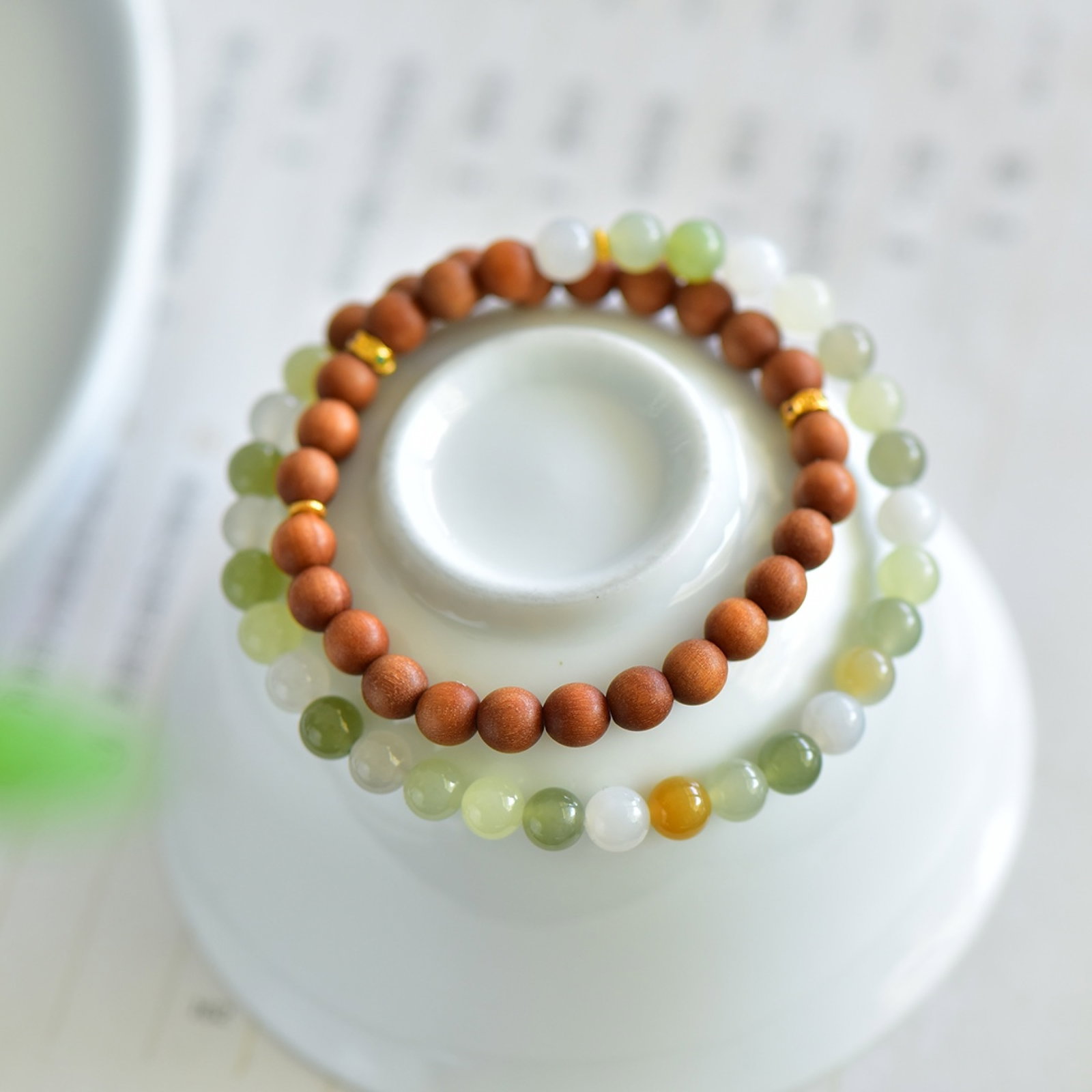 An Exquisite Greenish Jade Eaglewood Bracelets: An Exquisite Greenish Jade Eaglewood Bracelets,Size:6mm 青白玉沉香木手串