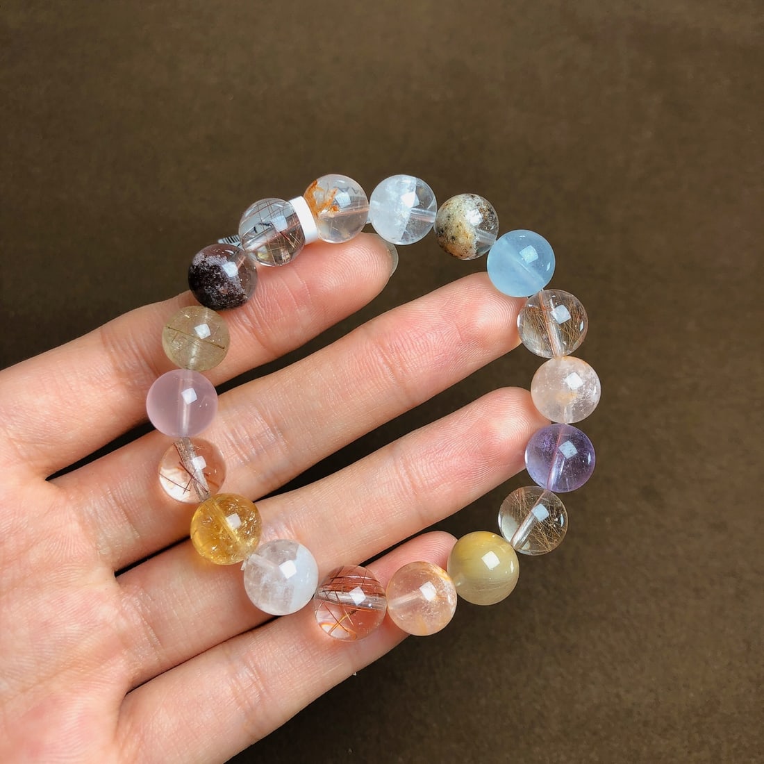 An Exquisite Crystal Bracelets: An Exquisite Crystal Bracelets,Size:10mm,Weight:28g 水晶手串
