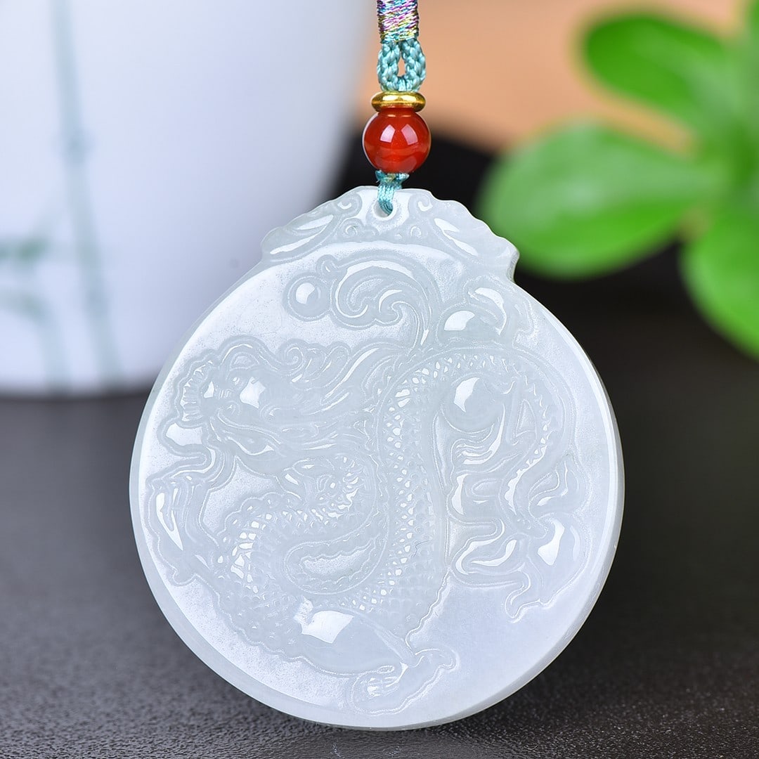 An Exquisite White Jade Dragon Pattern Pendant - 3