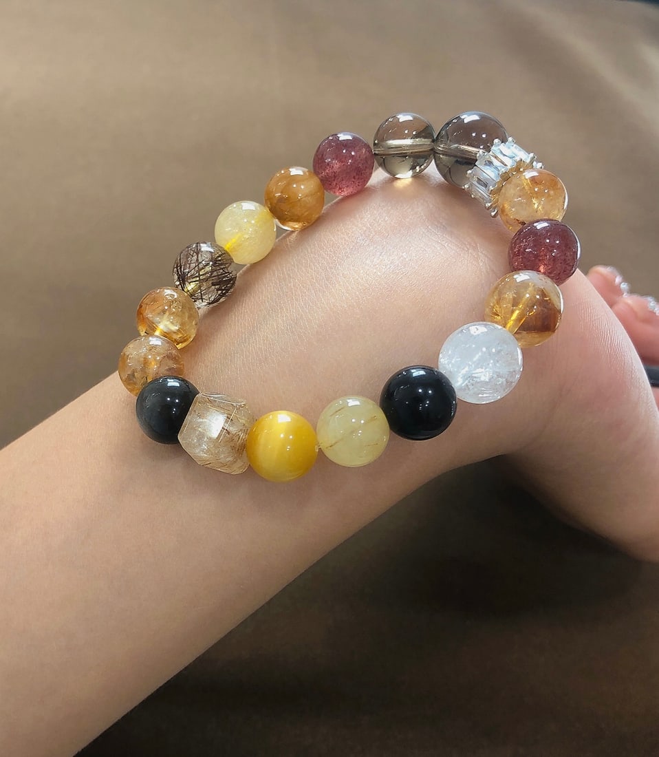 An Exquisite Crystal Bracelets - 2