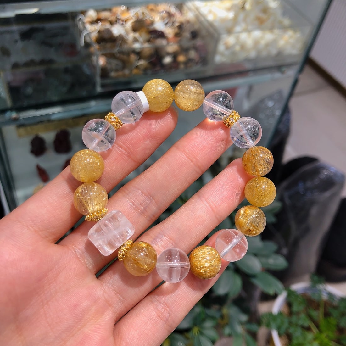 An Exquisite Crystal Bracelets - 2