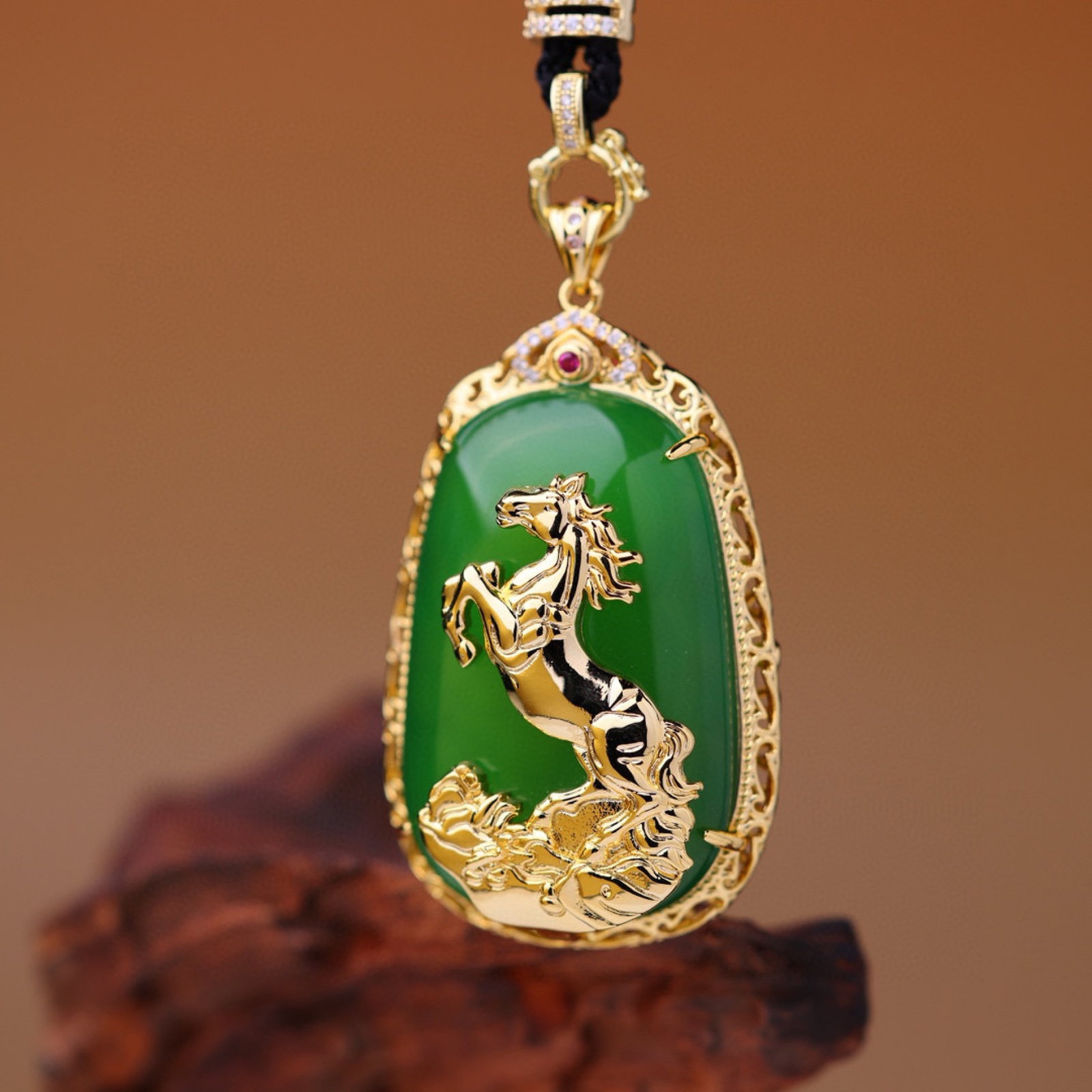 An Exquisite Horse Pattern Pendant - 4