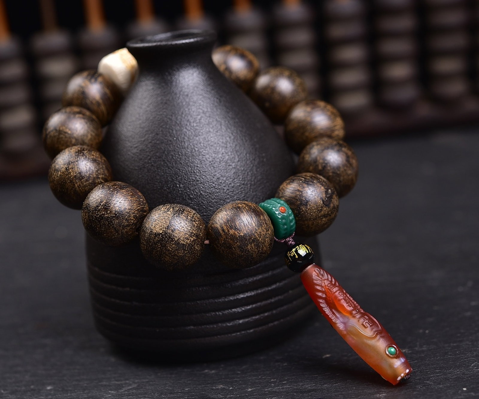 An Exquisite Eaglewood Bracelets - 5