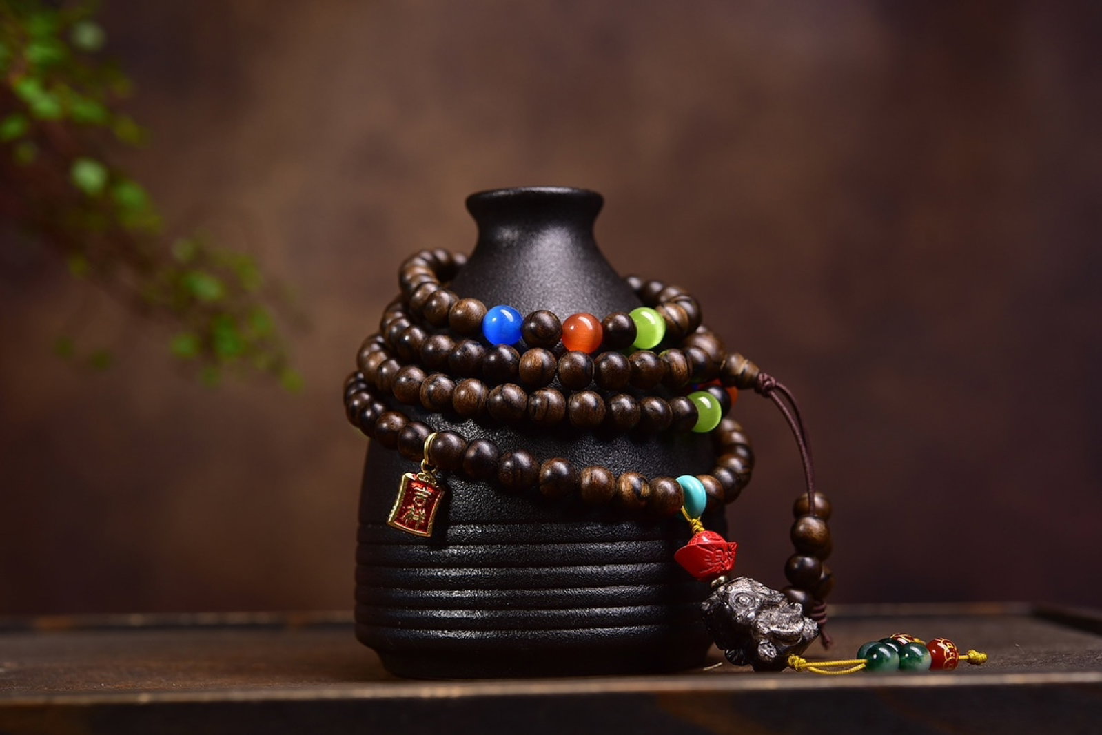 An Exquisite Eaglewood Bracelets - 6