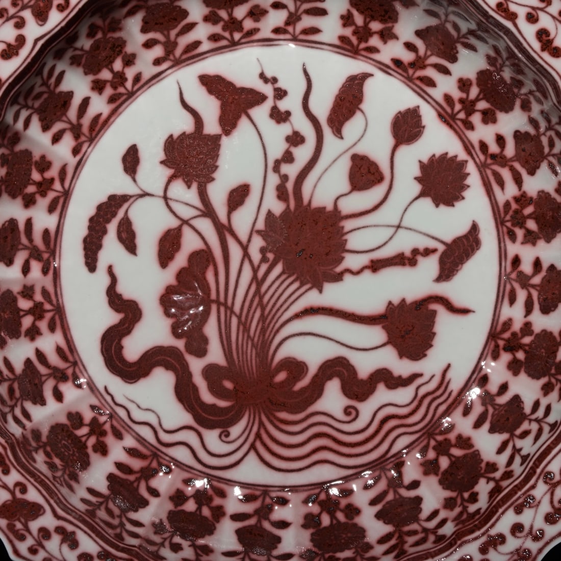 An Exquisite Underglaze-Red Flower Pattern Lotus Pattern Plate, - 3