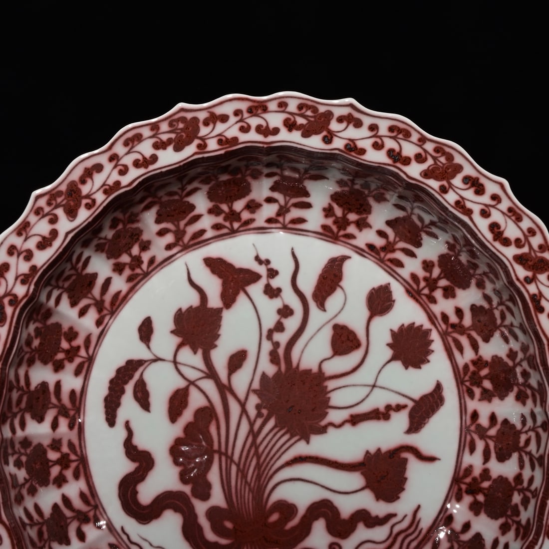 An Exquisite Underglaze-Red Flower Pattern Lotus Pattern Plate, - 4
