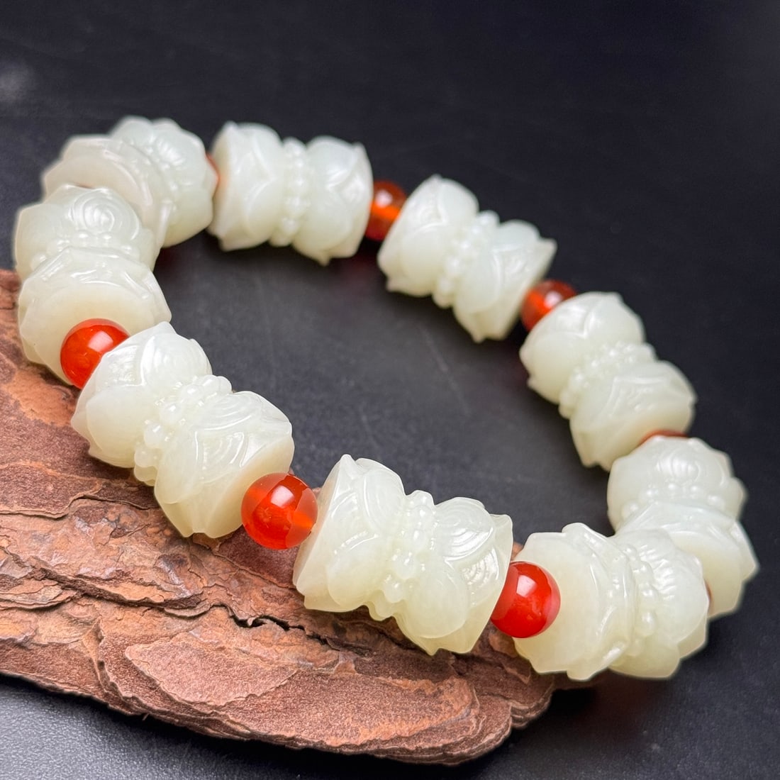 An Exquisite White Jade Lotus Pattern Bracelets - 7