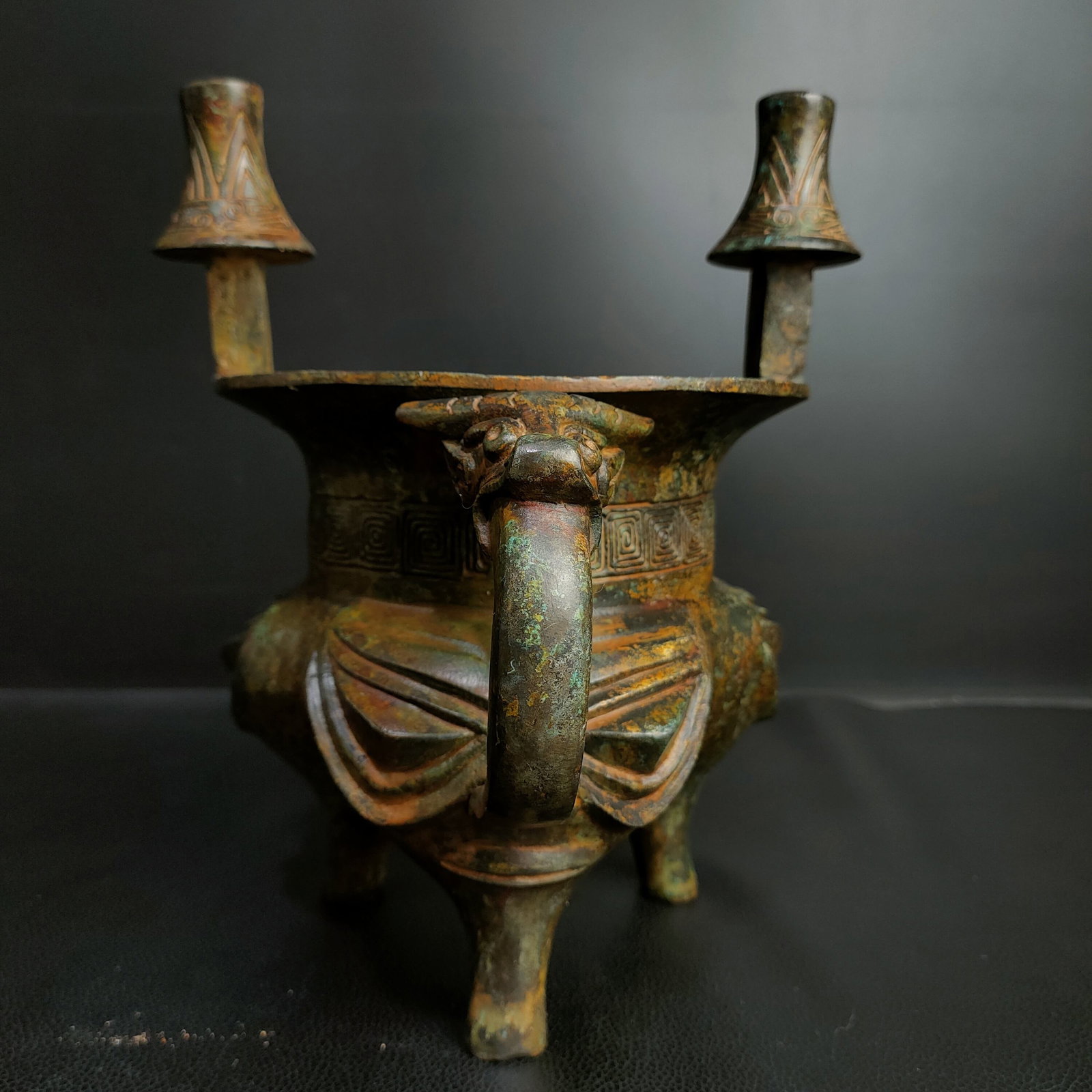 An Exquisite Bronze Figure-Face Pattern Cup - 2