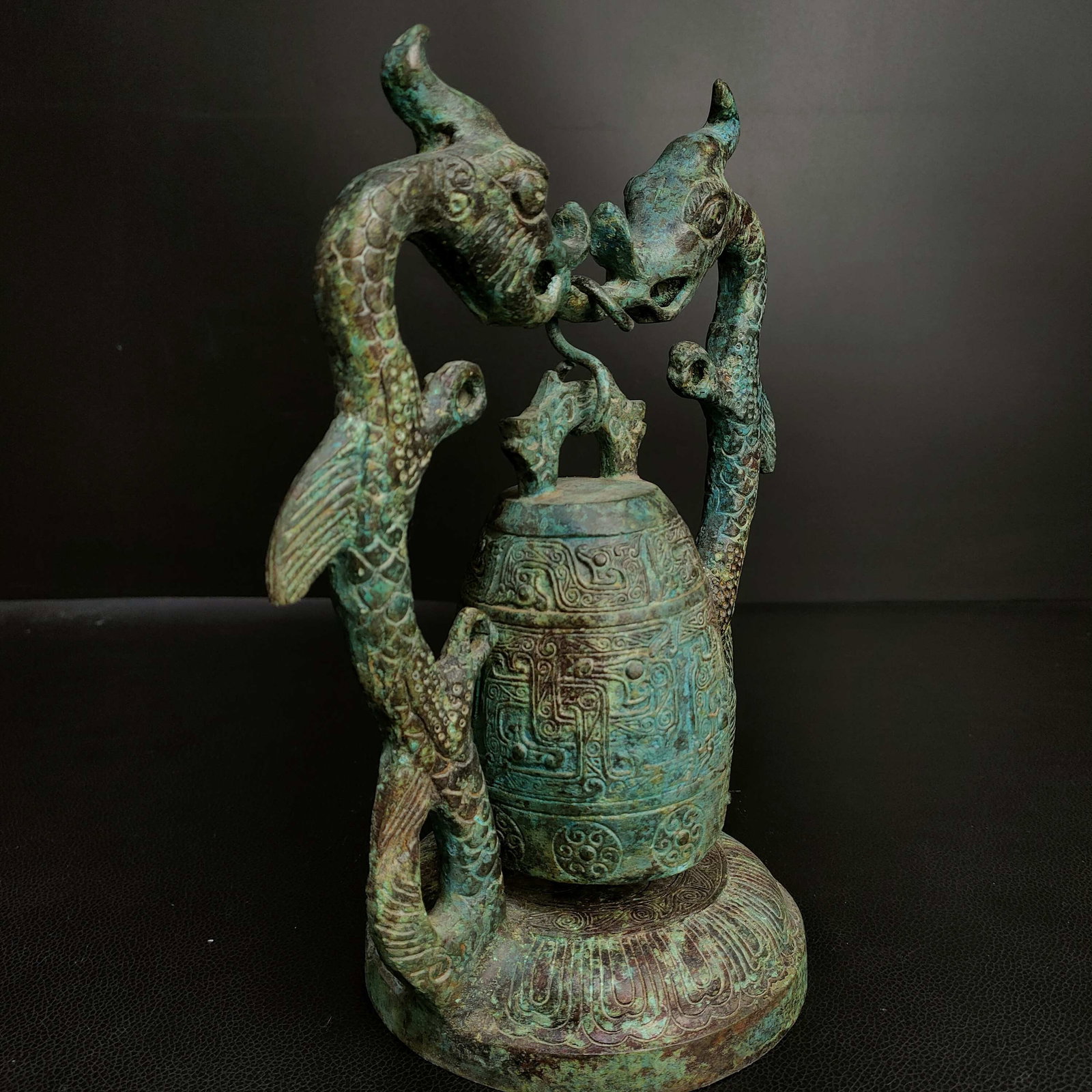 An Exquisite Bronze Dragon Pattern Ornament - 4