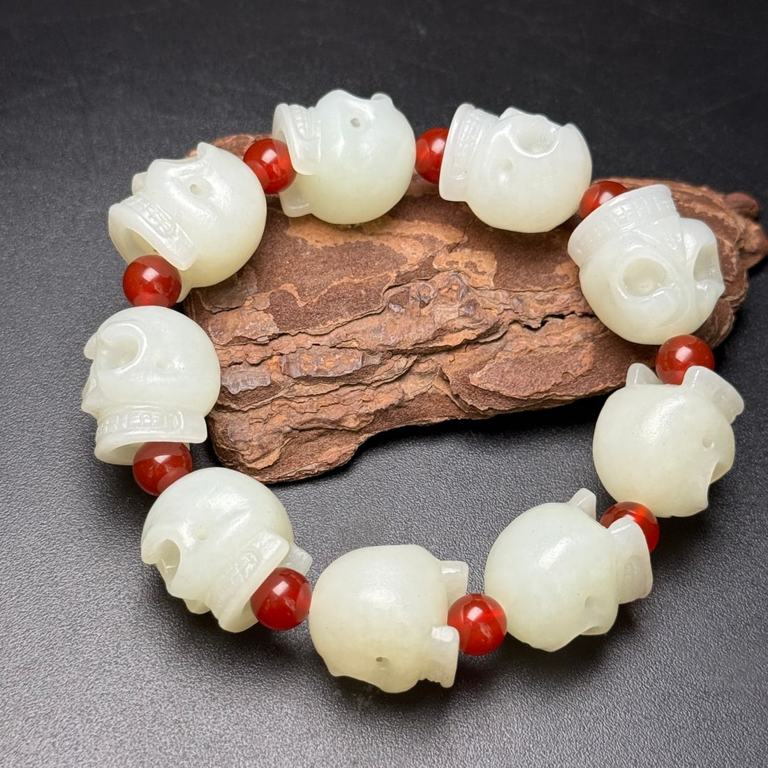 An Exquisite White Jade Bracelets - 2