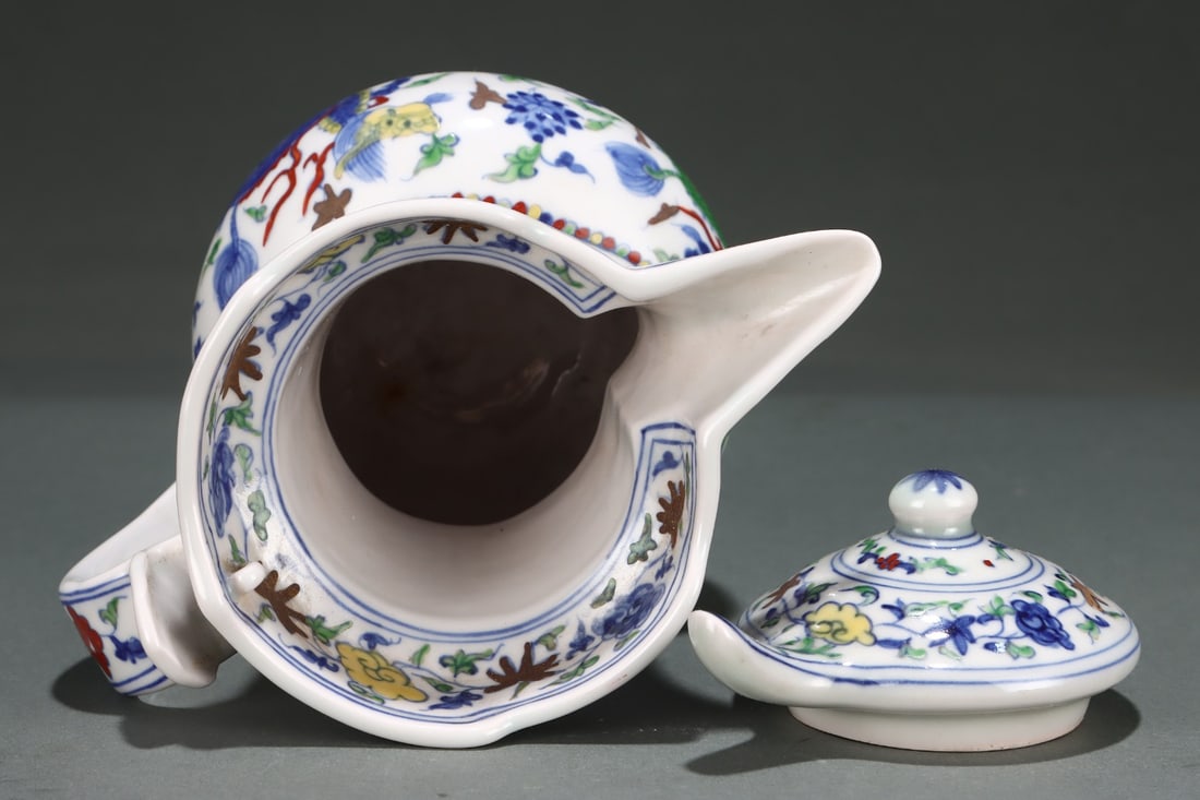 An Exquisite Doucai Kylin Pattern Lotus Pattern Ewer - 7