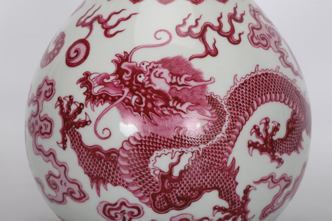 An Exquisite Enamel Ruby Red-Glazed Dragon Pattern Vase - 4