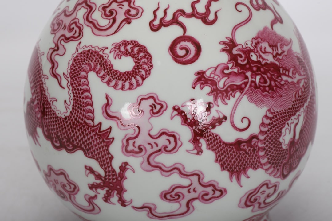 An Exquisite Enamel Ruby Red-Glazed Dragon Pattern Vase - 6