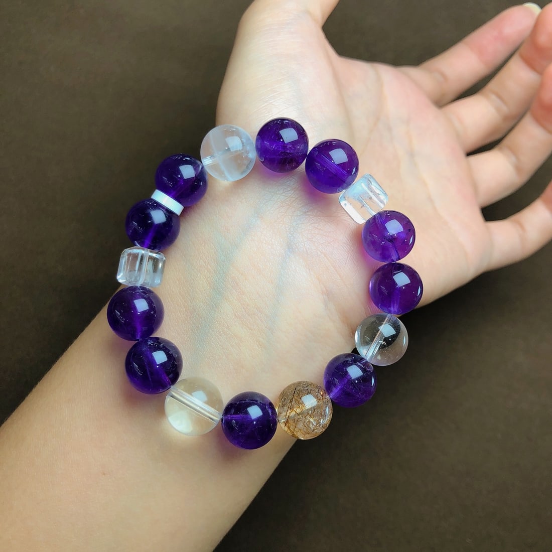 An Exquisite Crystal Bracelets - 2
