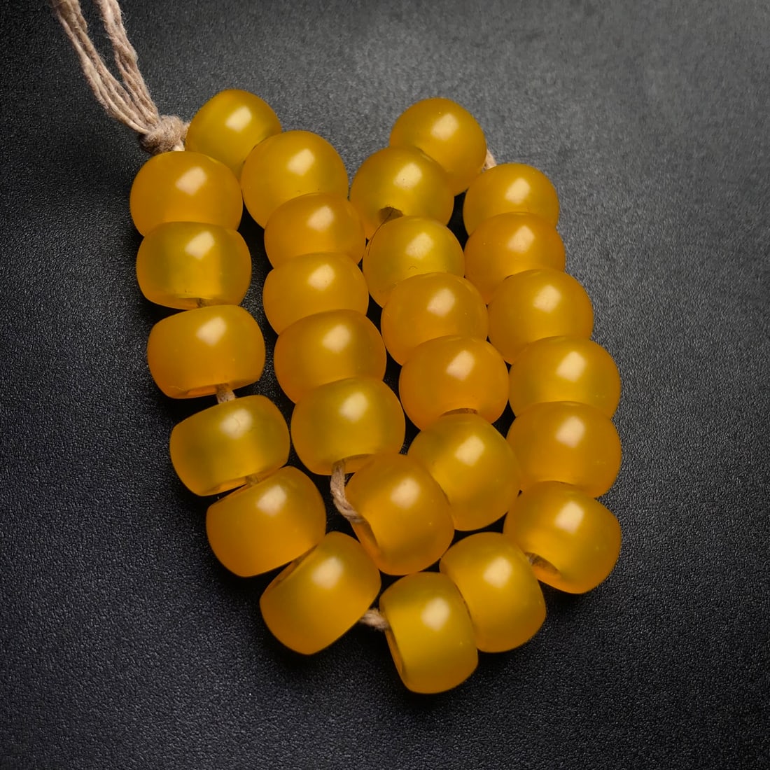 An Exquisite Agate Bracelets - 4