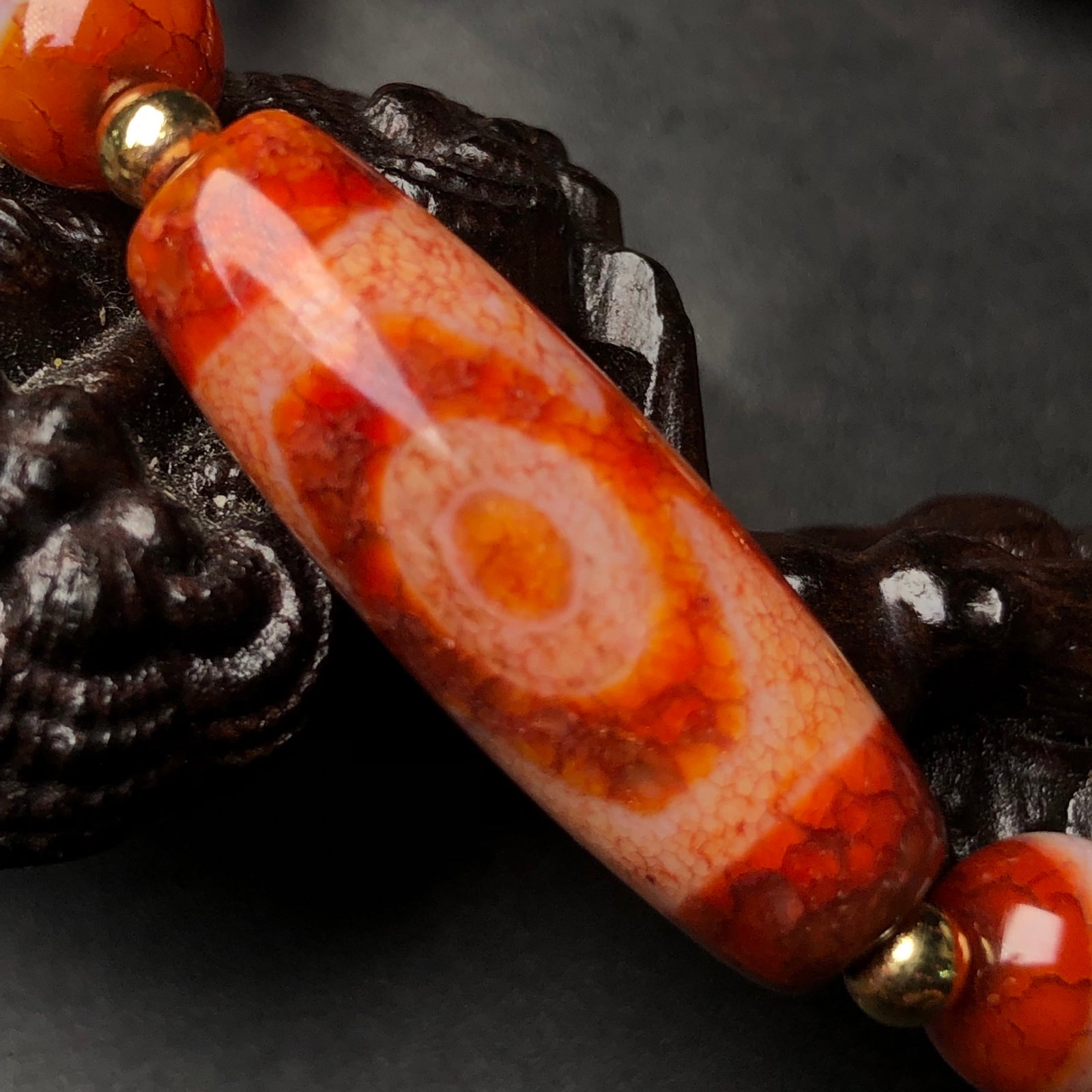 An Exquisite Dzi Bead Bracelets - 8