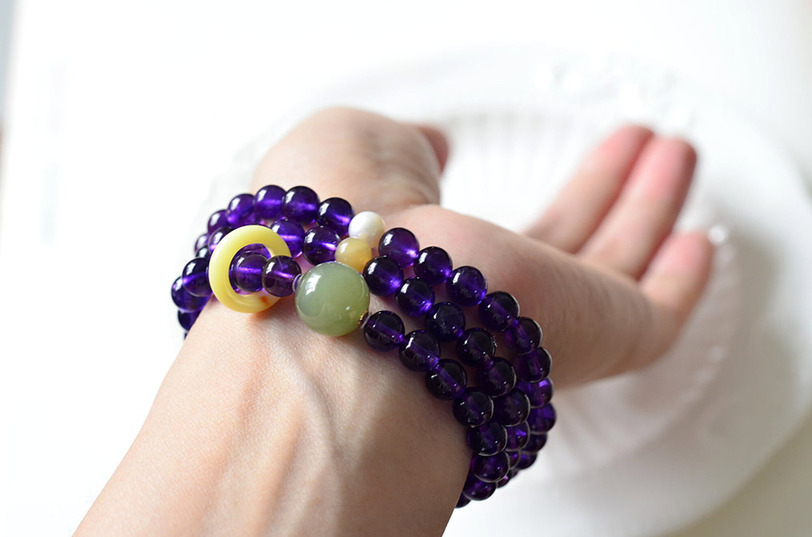 An Exquisite Crystal Bracelets - 7