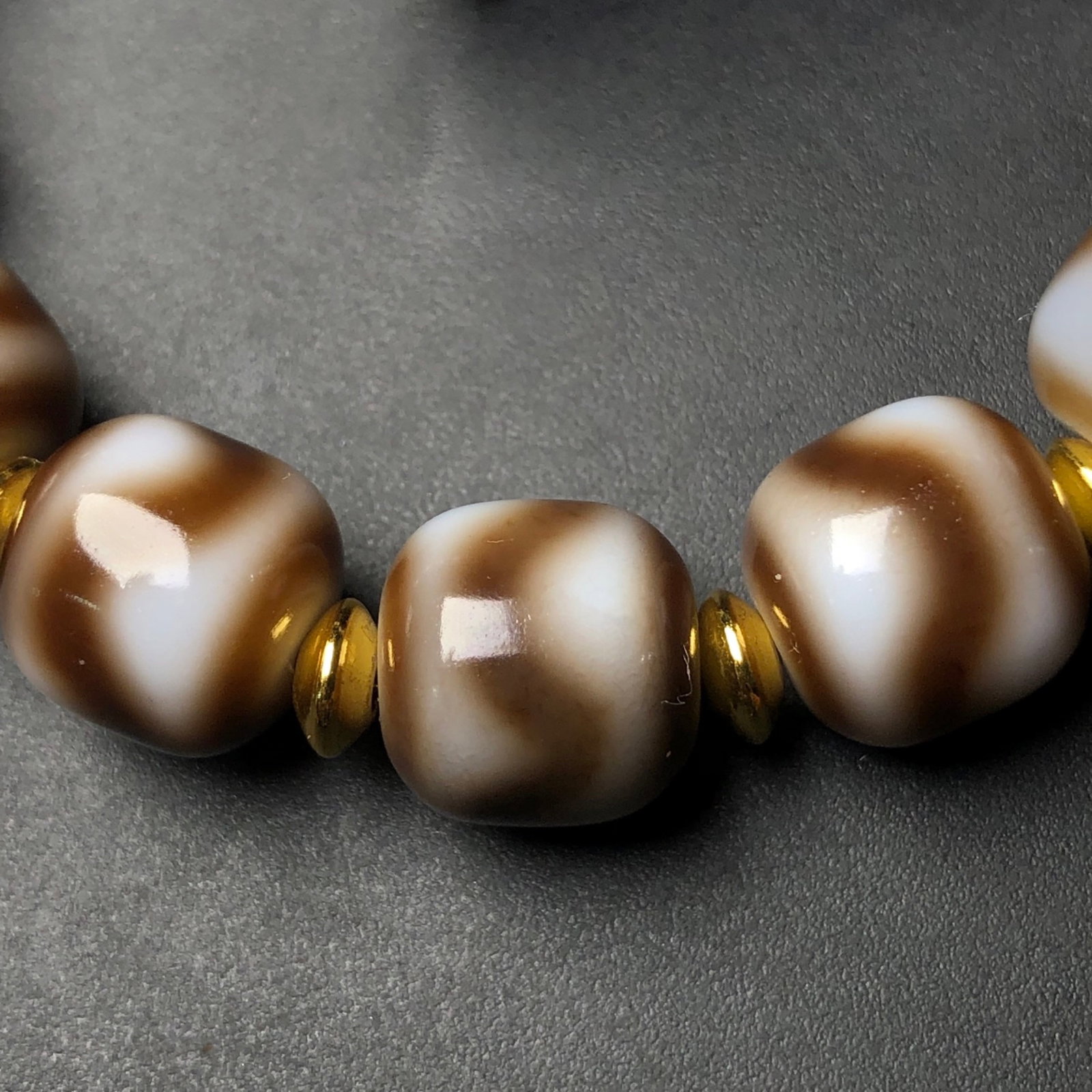 An Exquisite Dzi Bead Bracelets - 8