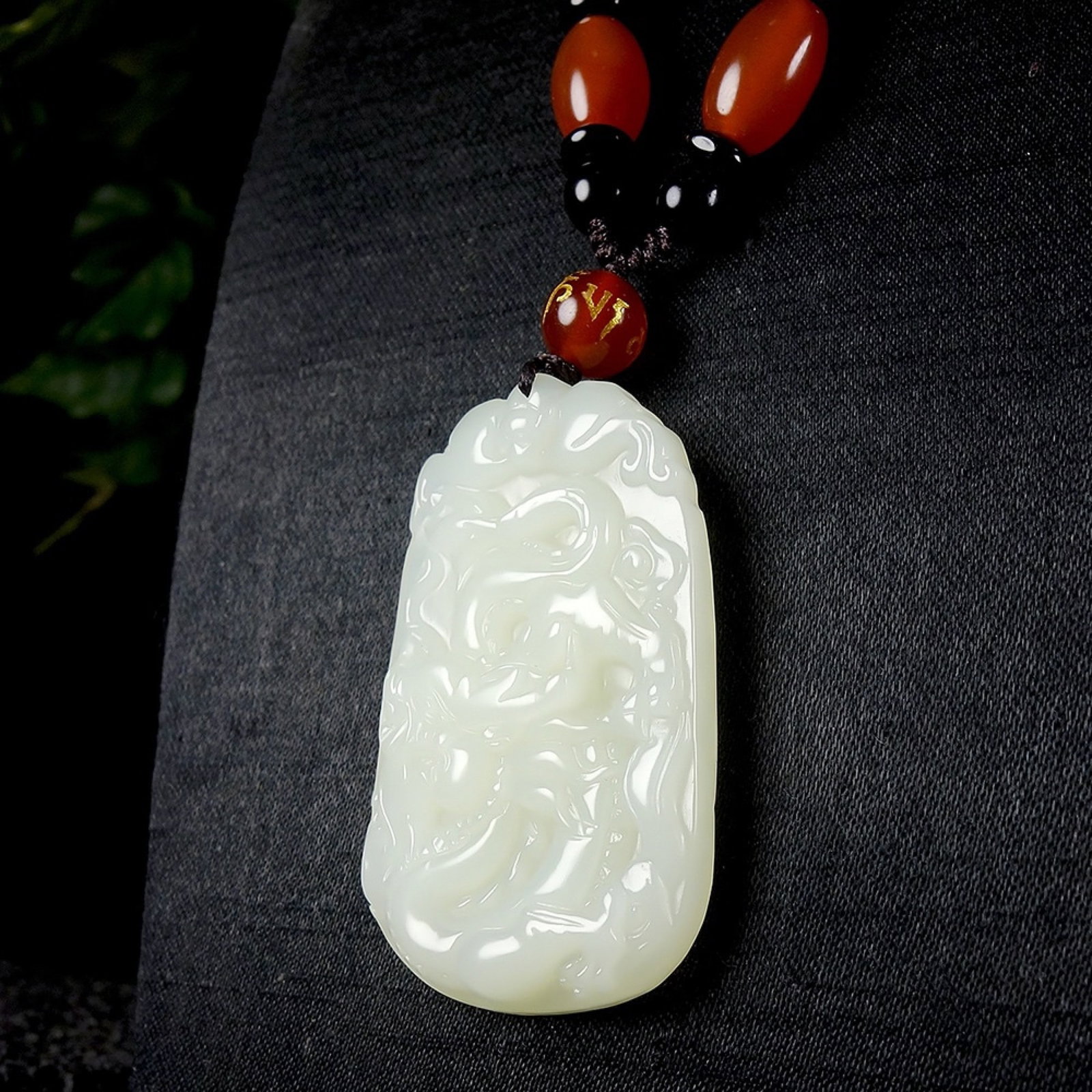 An Exquisite White Jade Dragon Pattern Pendant - 5