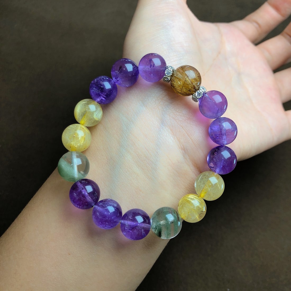 An Exquisite Crystal Bracelets - 2