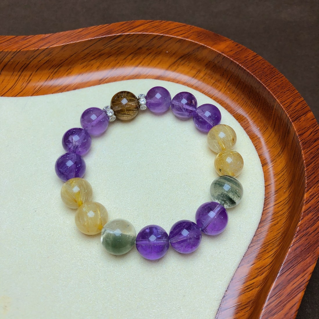 An Exquisite Crystal Bracelets - 7