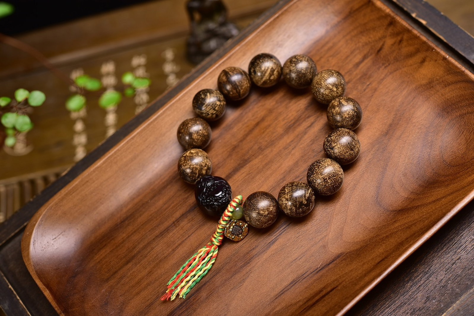An Exquisite Eaglewood Bracelets - 2