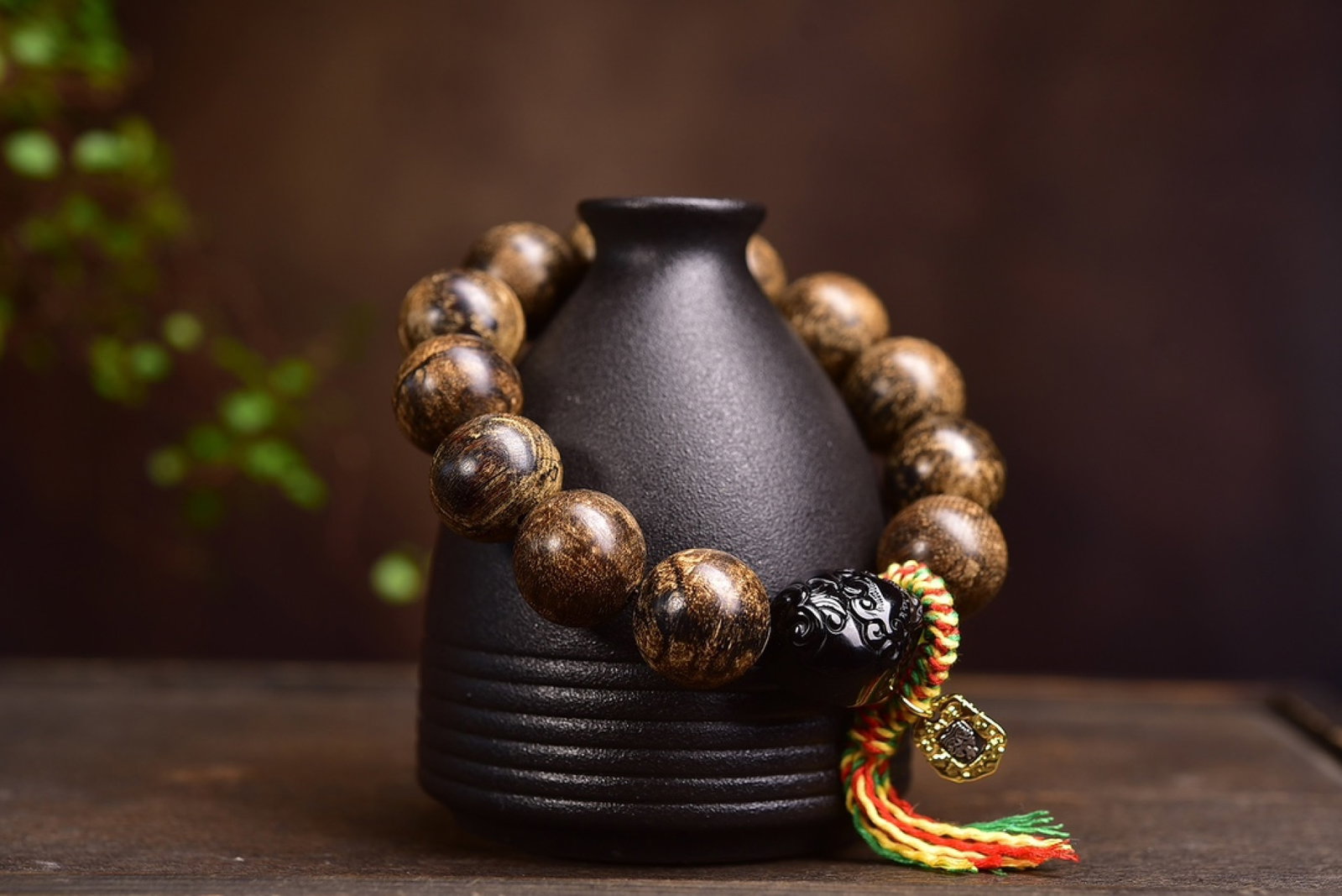An Exquisite Eaglewood Bracelets - 6
