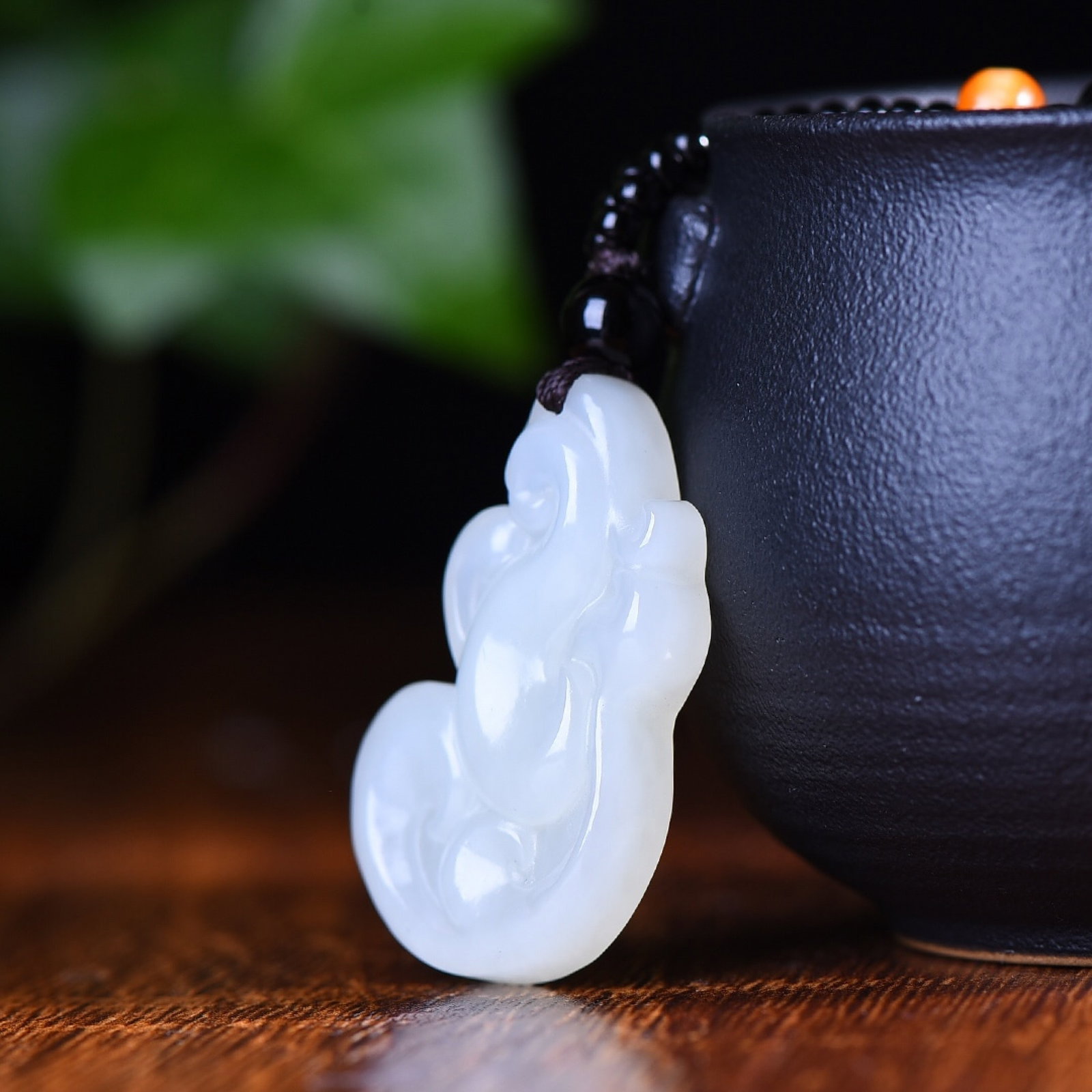 An Exquisite White Jade Phoenix Pendant - 3
