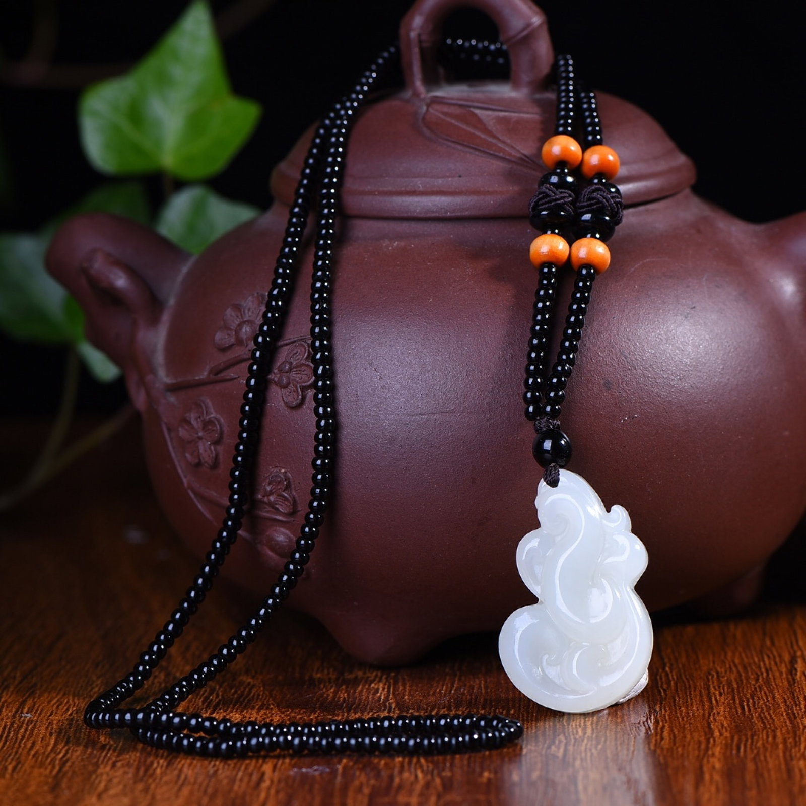 An Exquisite White Jade Phoenix Pendant - 4